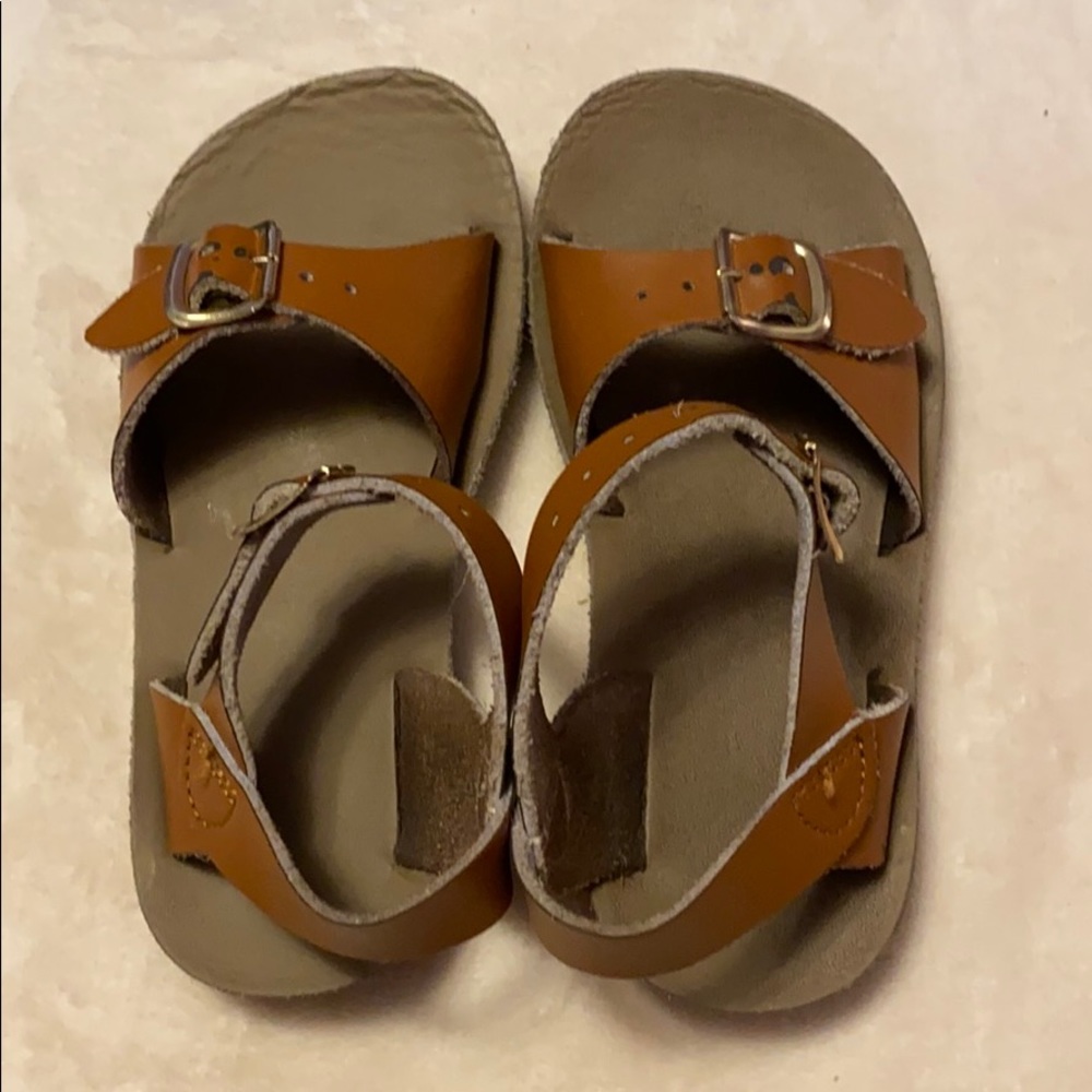 Kids Hoyway Pat pend sandals